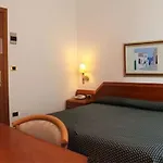 Sole 3* San Menaio