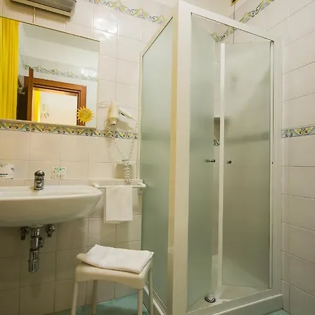 Sole Hotel San Menaio